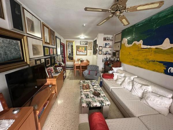 Venta de piso en Pueblo Levante, Benidorm
photo 1