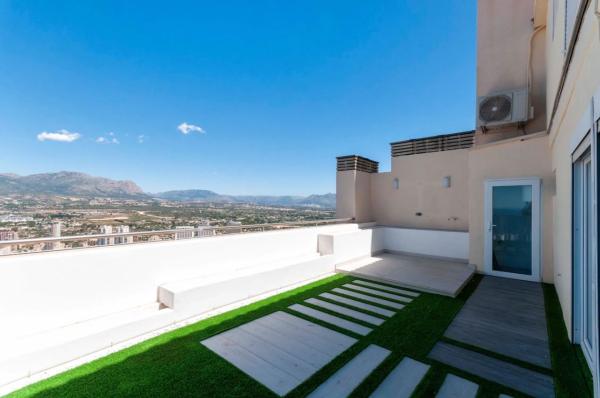 Ático en venta en  Barrio Zona Sierra Helada, Benidorm photo 1