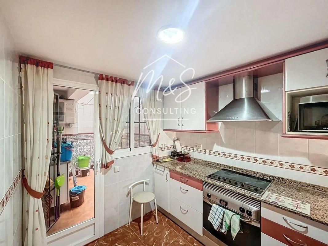 Sale of apartment in Centro Urbano, Benidorm
 photo 4