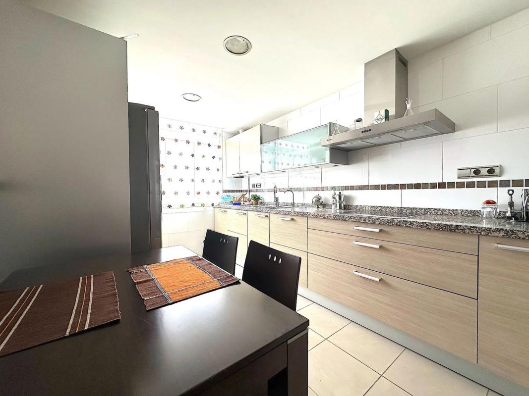 Sale of apartment in Pasaje de Santa Rita de Casia, Benidorm
photo 5