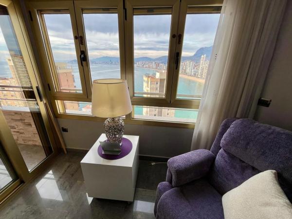 Apartment for sale in Barrio Zona Sierra Helada, Benidorm thumbnail 2