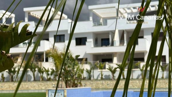 Квартира на продажу на  Balcón de Finestrat-Terra Marina, Финестрат photo 1