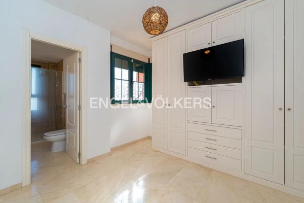 Дуплекс на продажу в Calle Viena, Финестрат photo 1