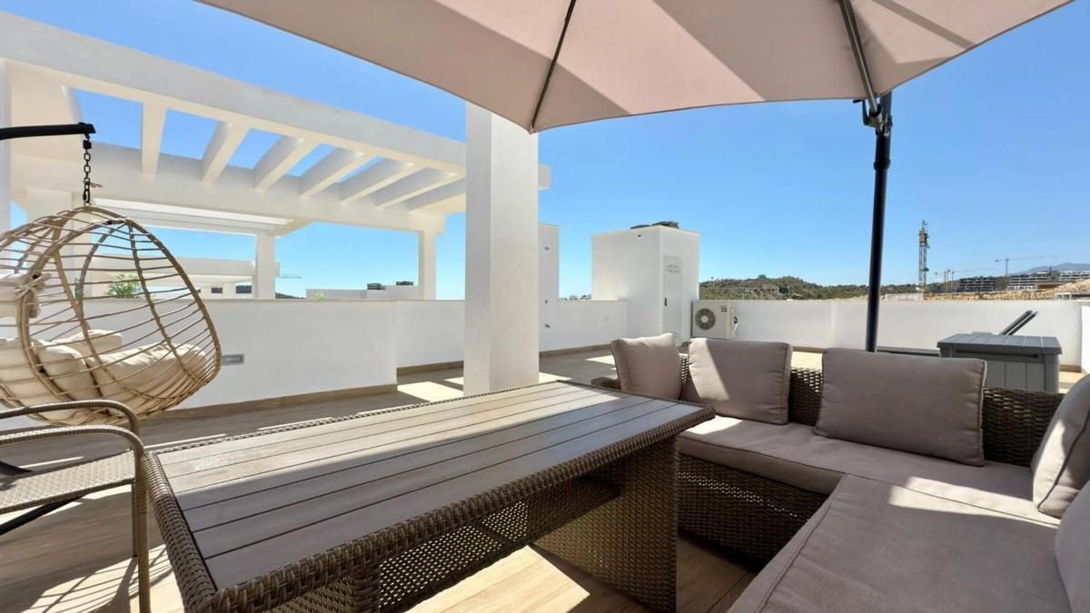 Penthouse sale in  Calle de Veneçuela, Finestrat photo 2