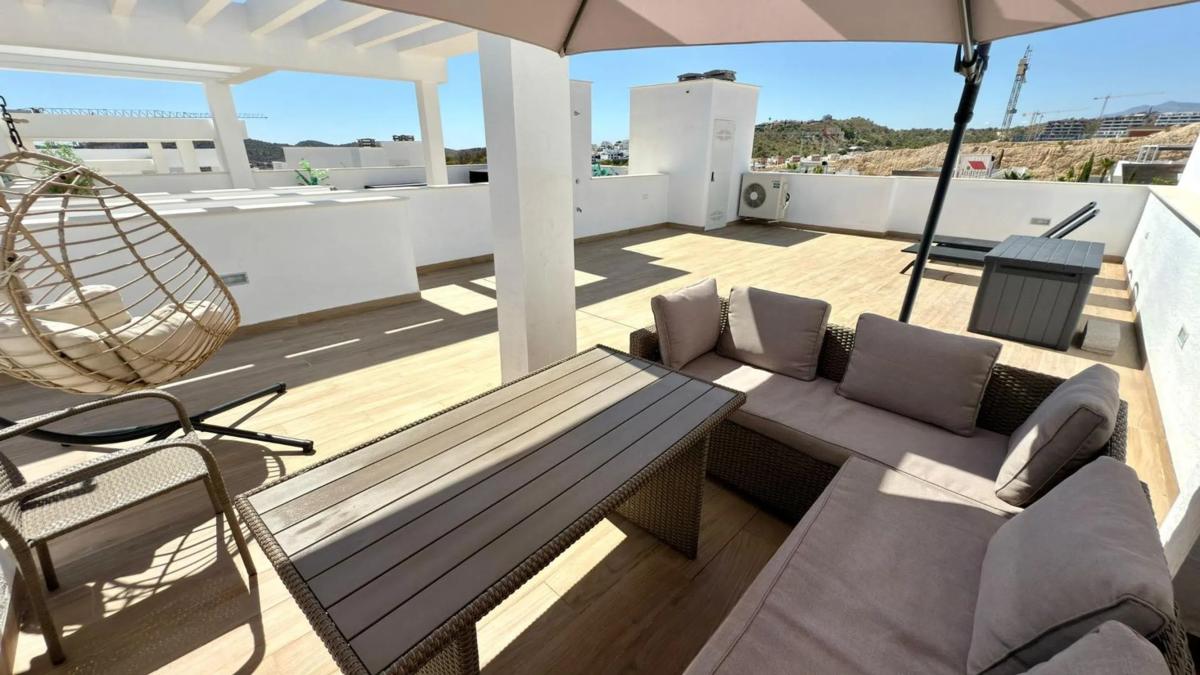 Penthouse sale in  Calle de Veneçuela, Finestrat photo 4
