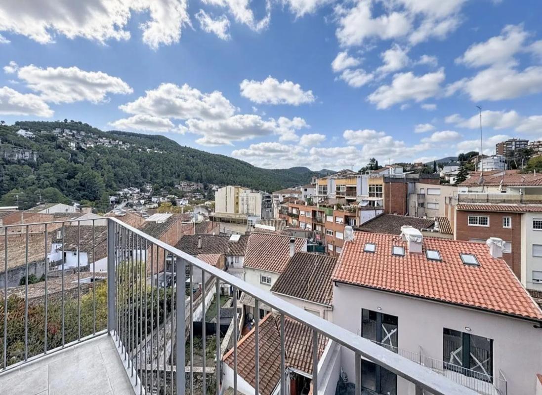 Obra nueva LA PAU - REGULL en Corbera de Llobregat (Revista) photo 5