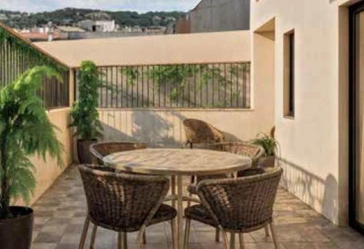 Obra nueva Sant Feliu en Sant Feliu de Guíxols (Revista) photo 5