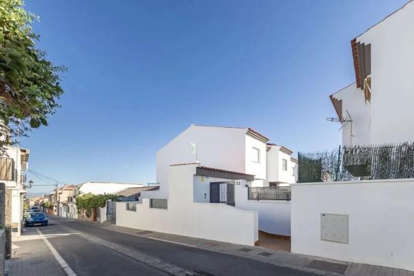Promocja Residencial Serrallo nowe budownictwo w Gojar photo 1