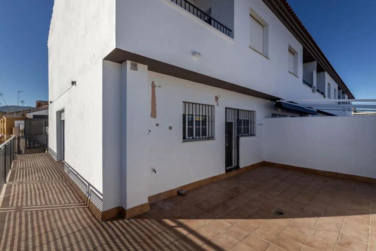 Obra nueva Residencial Serrallo en Gojar (Revista) photo 3