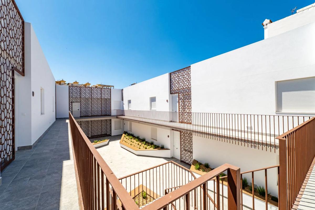 Obra nueva Edificio Leji en Ayamonte (Revista) photo 3
