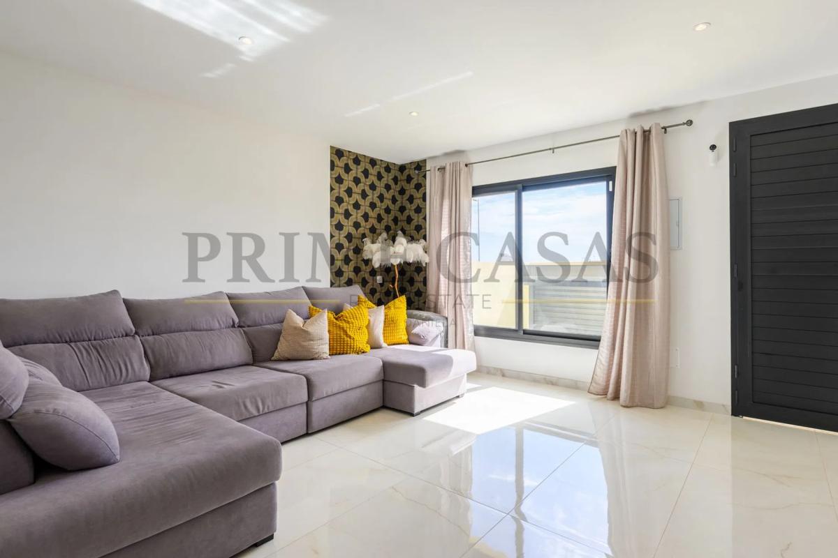 Venta de chalet adosado en Calle Cienfuegos, 36 , San Bartolomé de Tirajana photo 1