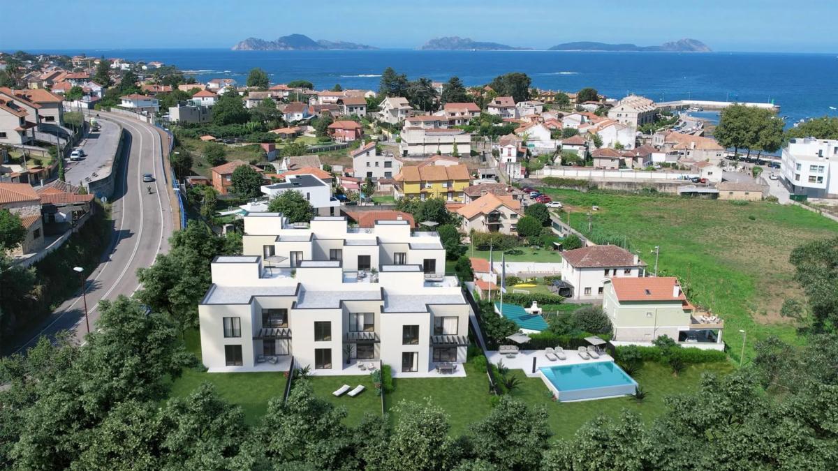 Venta de chalet adosado en  Camino Praia de Canido, 32 , Vigo photo 2