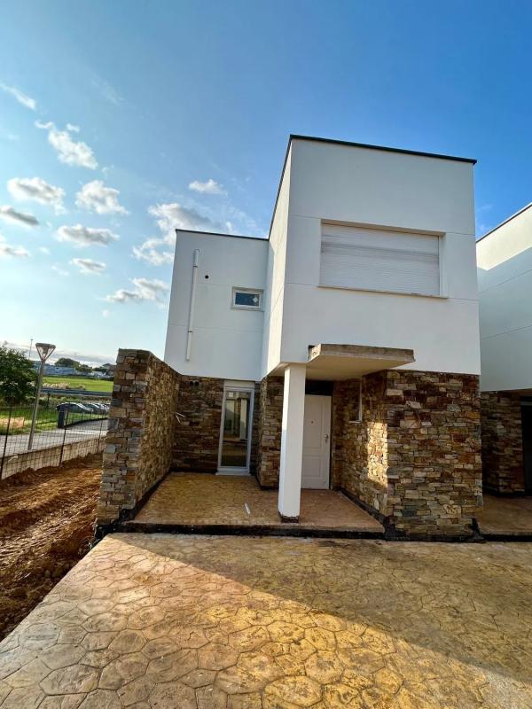 Venta de chalet adosado en Barrio Requejada, 33 , Polanco photo 5