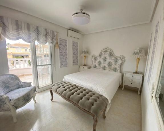 Terraced house for sale at Calle Marie Curie, 29 , Benijofar thumbnail 2