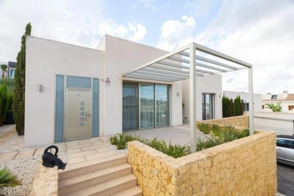 Independent chalet for sale in Benijofar, Benijofar
photo 1