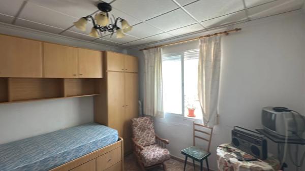 Terraced house for sale at Calle Castell , Guardamar del Segura photo 1