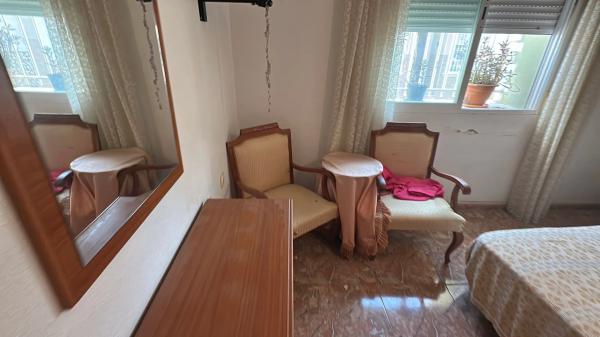 Terraced house for sale at Calle Castell , Guardamar del Segura thumbnail 2