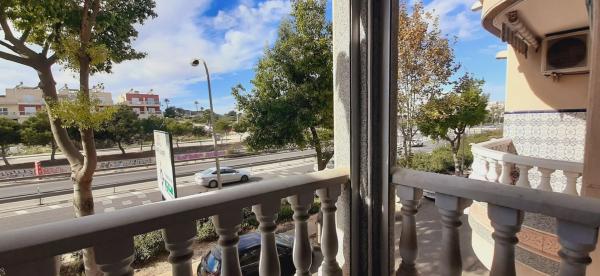 Mieszkanie na sprzedaż w  Avenida de las americas, Guardamar del Segura photo 1