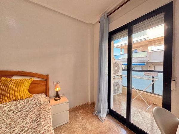 Mieszkanie na sprzedaż w Calle del Mar, Orihuela photo 1