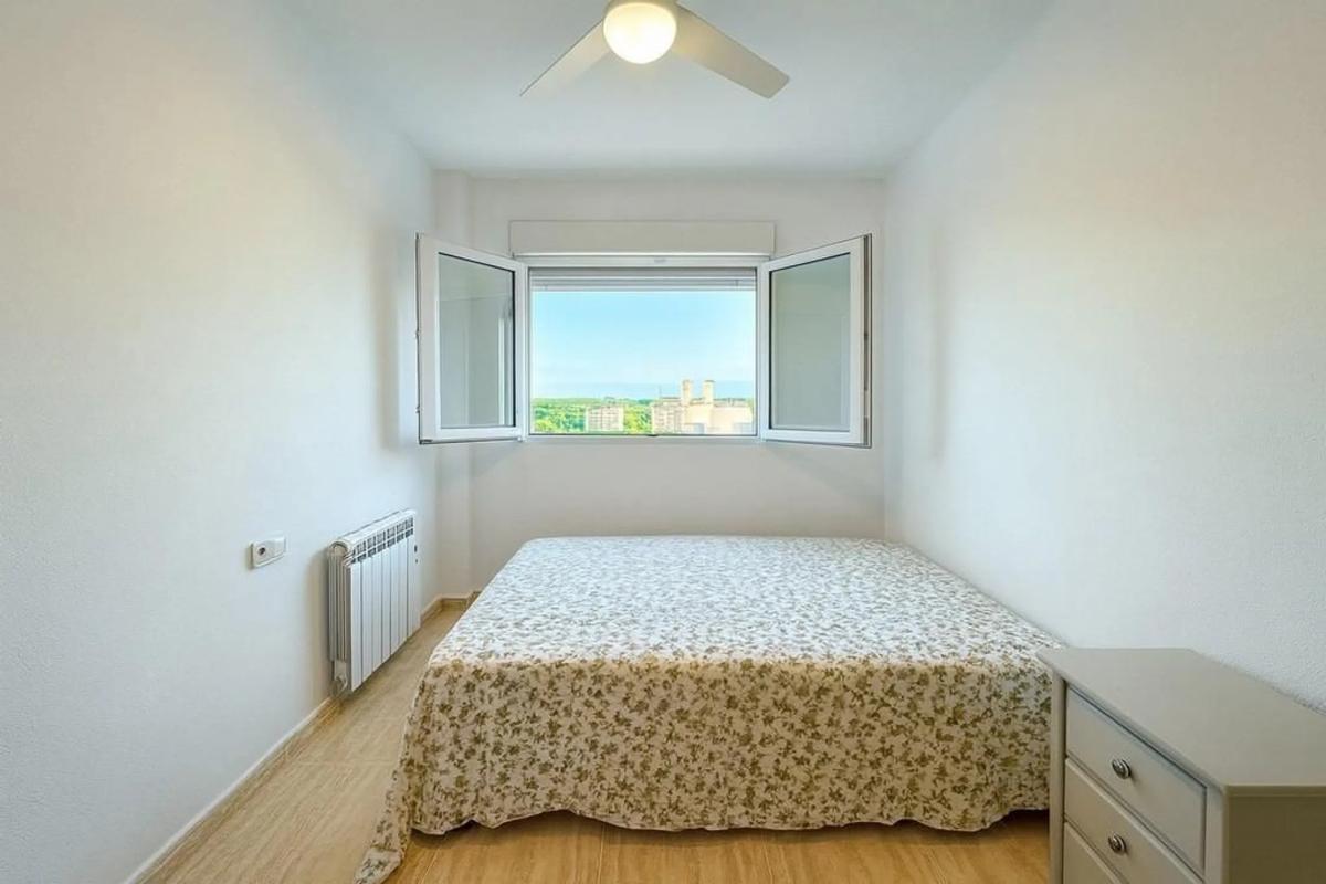 Venta de chalet adosado en  Barrio Aguamarina , Orihuela photo 2