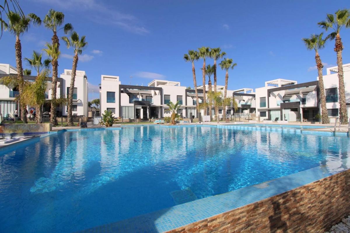 Sale of apartment in Barrio La Zenia, Orihuela
photo 4