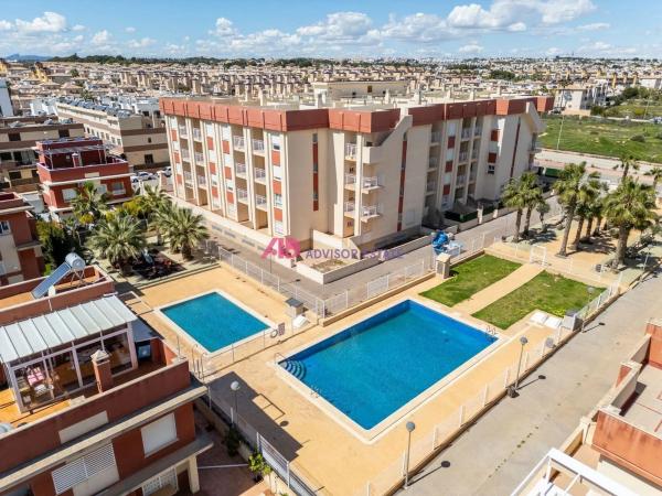 Piso en venta en Calle Cabo Prior, Orihuela
thumbnail 1