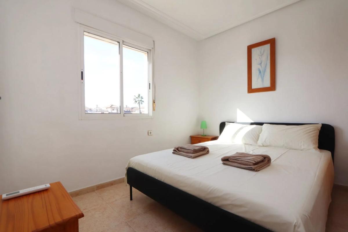 Venta de chalet adosado en Calle Jalón , Orihuela photo 3
