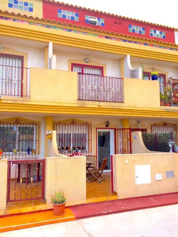 Venta de chalet adosado en Calle 8 , Orihuela photo 3