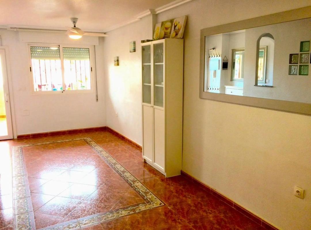 Venta de chalet adosado en Calle 8 , Orihuela photo 5