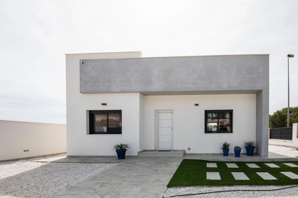 Sale of independent chalet in Pinar de Campoverde, Pilar de la Horadada
photo 5
