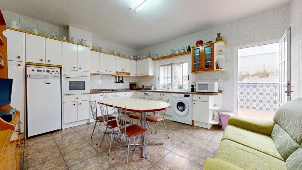 Independent chalet for sale in Avenida los Villenas, Pilar de la Horadada
photo 1