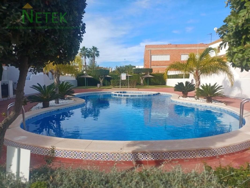 Sale of independent chalet in Avenida del Mar Menor, 119, Pilar de la Horadada
photo 1