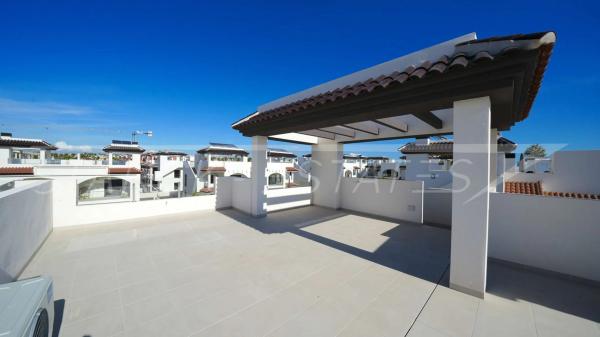 Penthouse for sale at Barrio Doña Pepa, Rojales photo 1