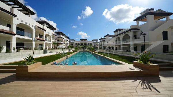 Penthouse for sale at Barrio Doña Pepa, Rojales thumbnail 1