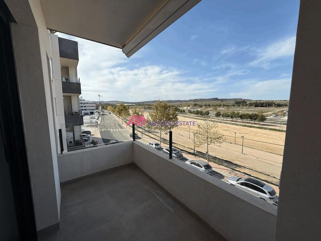 Sale of apartment in Calle Beethoven, San Miguel de Salinas
photo 2