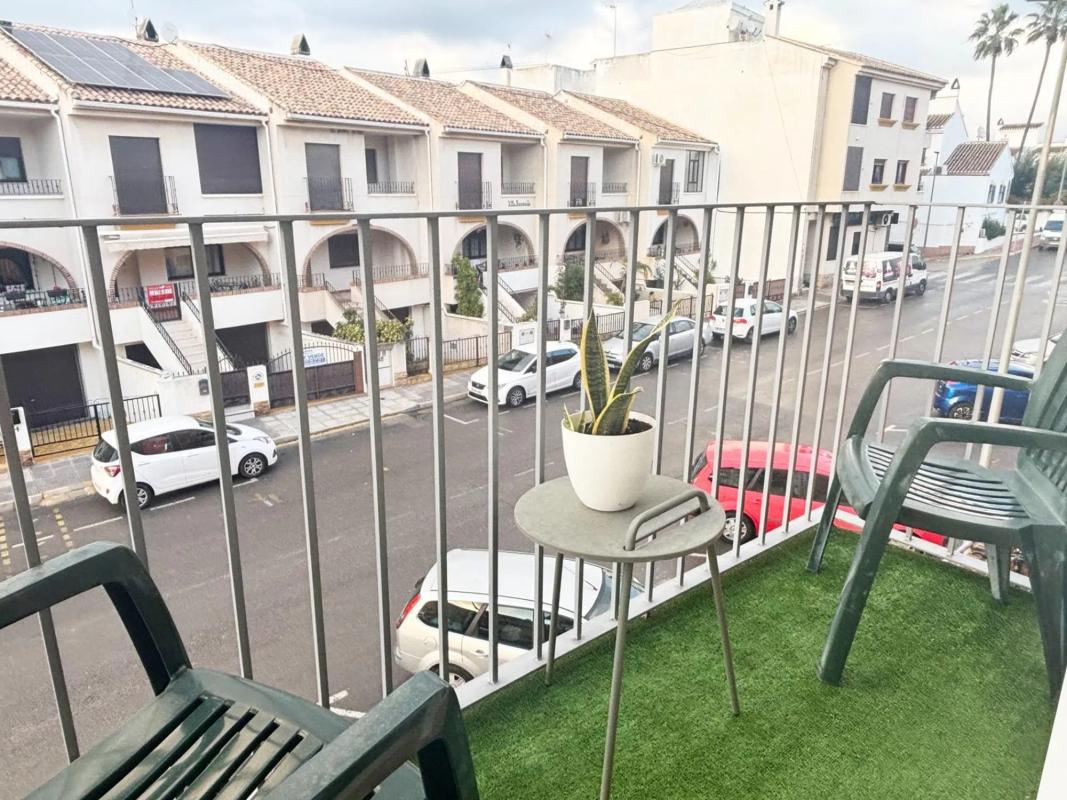 Продажа квартиры на Calle Juan XXIII, Сан-Мигель-де-Салинас
photo 3