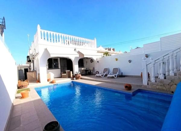 Chalet pareado photo 1