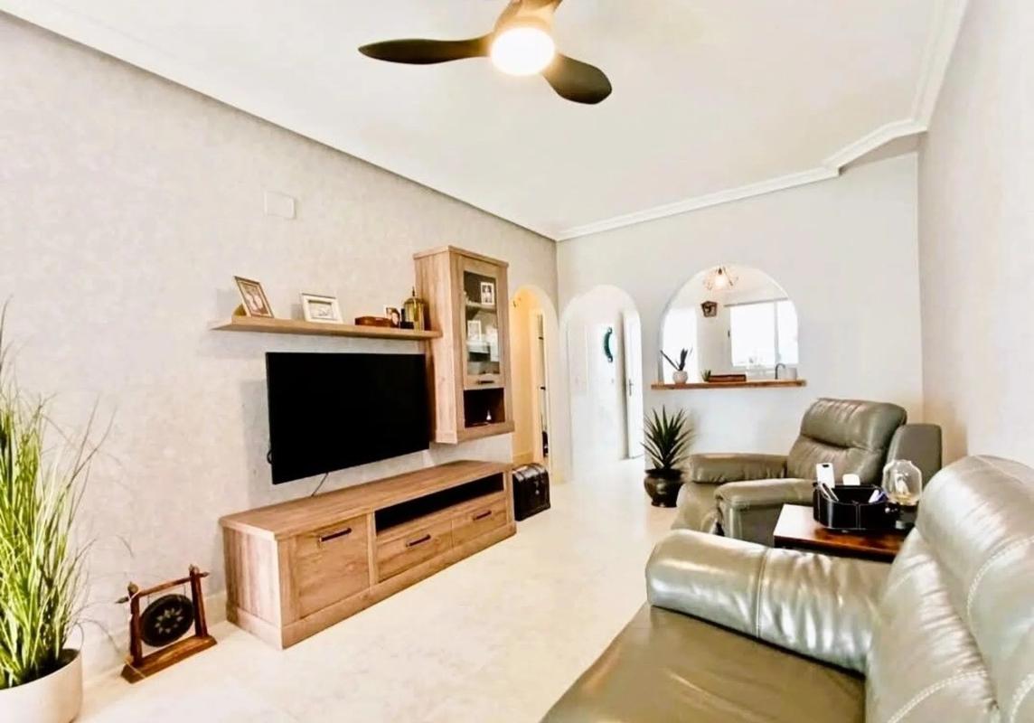 Недвижимость на продажу и в аренду в Испании photo 3