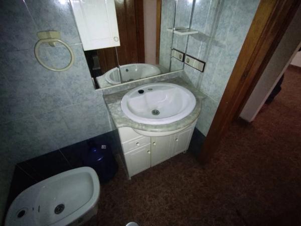 Piso en venta en Calle Villa Madrid, Torrevieja
photo 1
