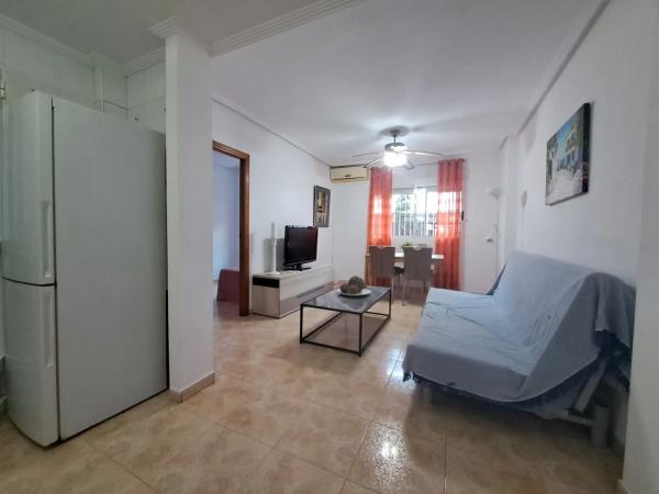 Apartment for sale in Calle San Policarpo, Torrevieja photo 1