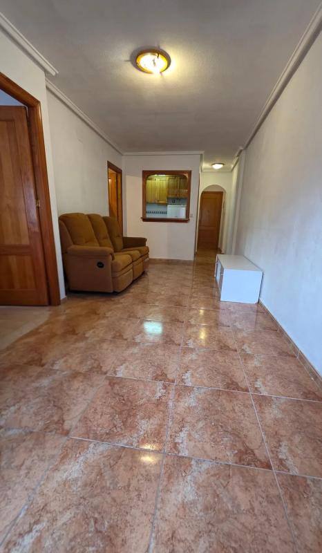 Venta de piso en CL SAN JULIAN, Torrevieja
 photo 2