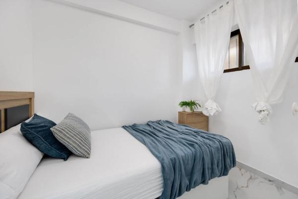 Piso en venta en Barrio Cabo Cervera, Torrevieja
 photo 4