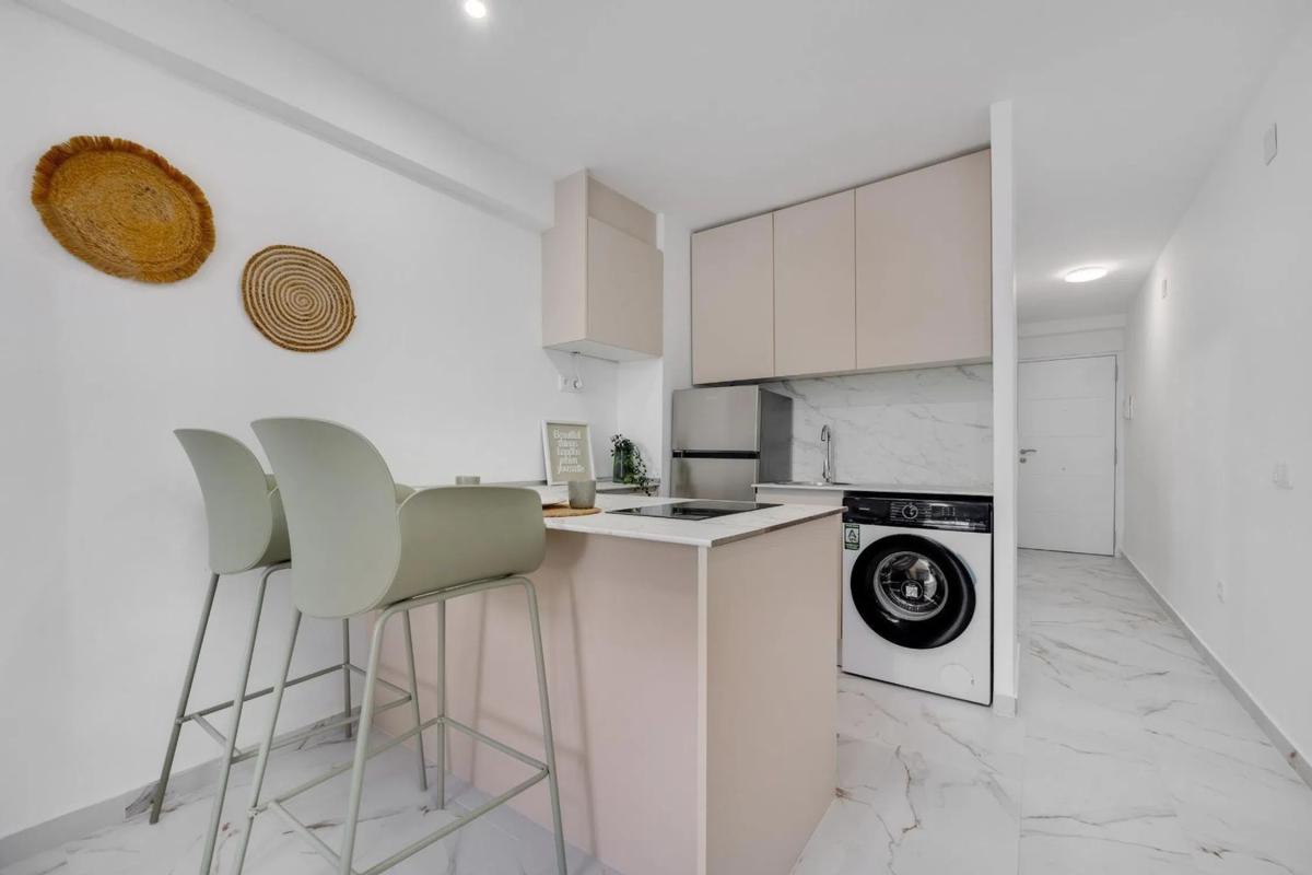 Venta de piso en Barrio Cabo Cervera, Torrevieja
photo 3