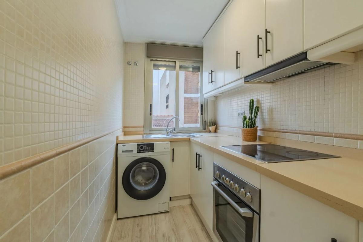 Venta de piso en Calle Caballero de Rodas, 52, Torrevieja
photo 3