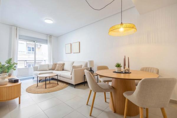 Sale of flat in Calle Moriones, Torrevieja
 photo 1