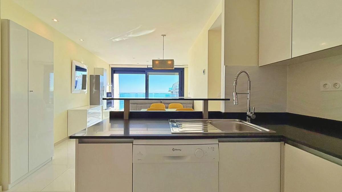 Penthouse sale in Calle Mar Llana, Torrevieja photo 2