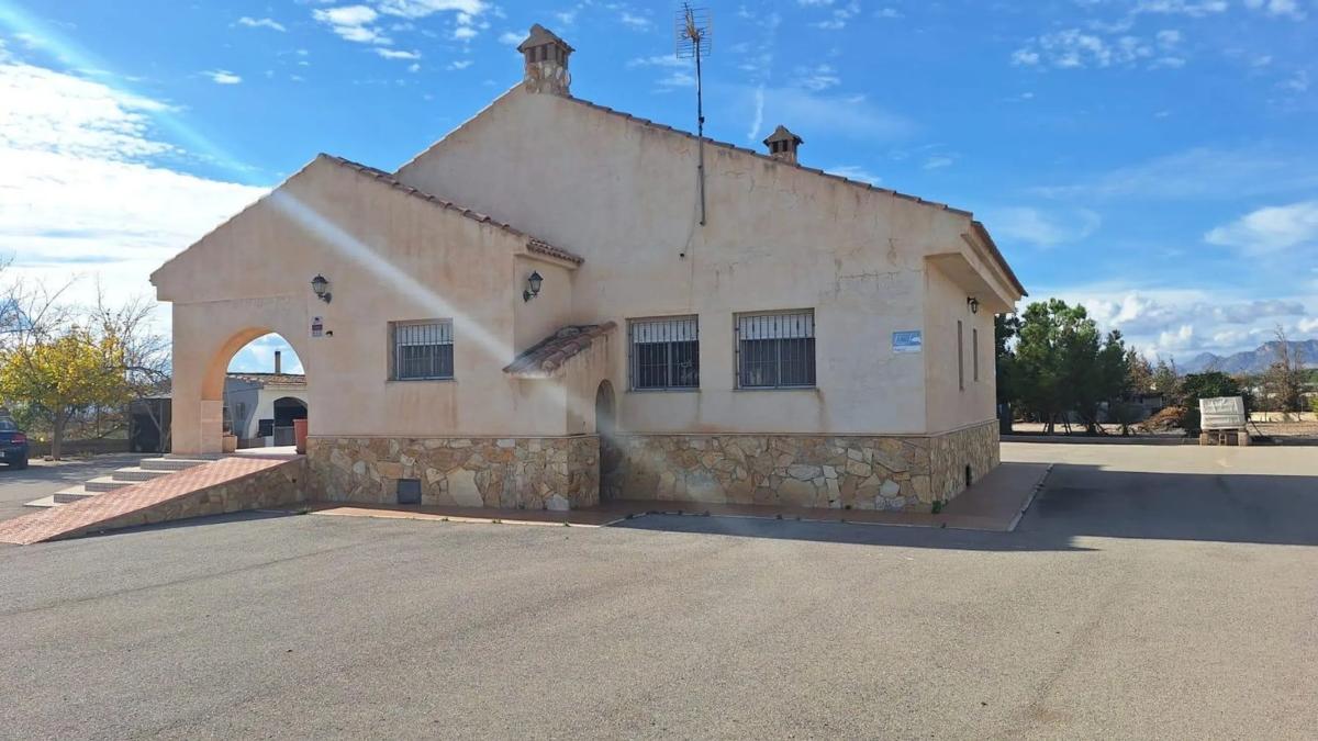 Sale of independent chalet in Crevillente, Crevillente
 photo 2