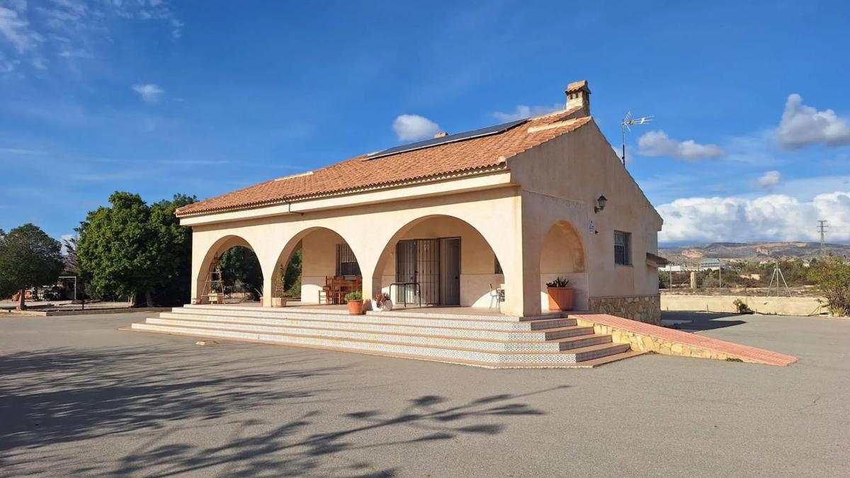 Sale of independent chalet in Crevillente, Crevillente
 photo 4