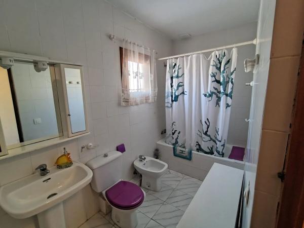 Частный шале на продаже в  Avenida Albacete, Санта Пола photo 4