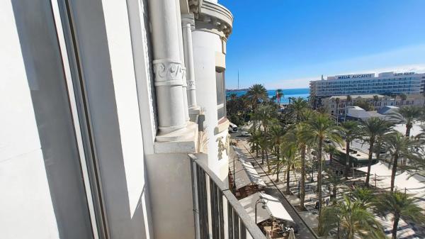 Piso en venta en Paseo Esplanada d'Espanya, 4, Alicante / Alacant
 photo 4